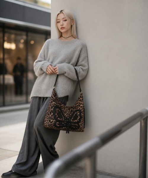 Burner(バーナー)の「【Leathen Leather(レーセンレザー)】レオパード柄 ワイドショルダートートバッグ lea-shbag-29-17【RBTS】(ショルダーバッグ・メンズ・ベージュ・FREE)」の8枚目の写真