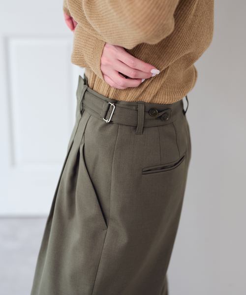 U by SPICK&SPAN(ユーバイスピックアンドスパン)の「ドライストレッチベルトスラックス(スラックス・レディース・ブラック/チャコールグレー/カーキ・36/38)」の15枚目の写真