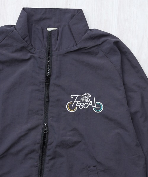 The Endless Summer(エンドレスサマー)の「TES SURF TRACK NYLON JACKET / ナイロンジャケット(その他アウター・メンズ・チャコール/ライトグレー/ブラウン/ブラック・LARGE/MEDIUM)」の18枚目の写真