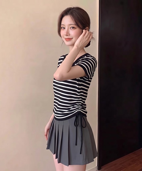 Girly Doll(ガーリードール)の「スクエアネック半袖ボーダーニット(Tシャツ/カットソー・レディース・ベージュ/ブラック・FREE)」の5枚目の写真