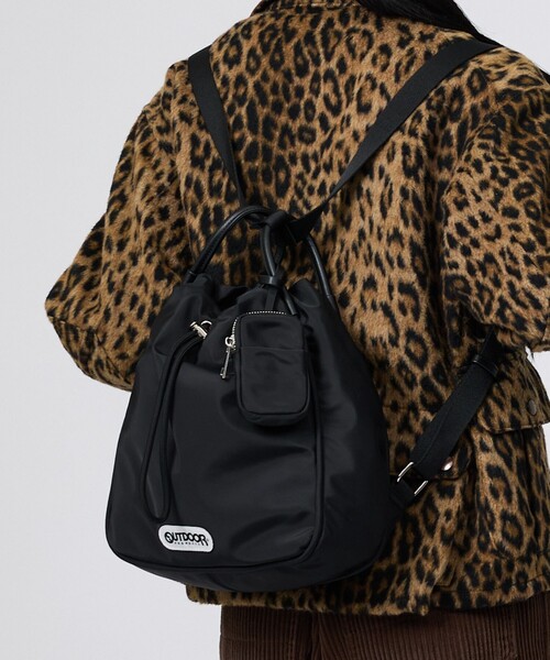 OUTDOOR PRODUCTS(アウトドアプロダクツ)の「【OUTDOOR PRODUCTS】Drawstring 2way Rucksack / 巾着2WAYリュック(バックパック/リュック・メンズ・ブラック・フリー)」の1枚目の写真