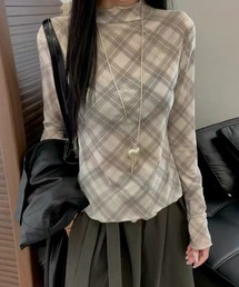 チェック柄シアータートルメロートップス