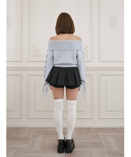 Darich(ダーリッチ)の「DDケーブルクロップドオフショルニットトップス(ニット/セーター・レディース・ピンク/ベージュ/ホワイト/サックスブルー・FREE)」の10枚目の写真