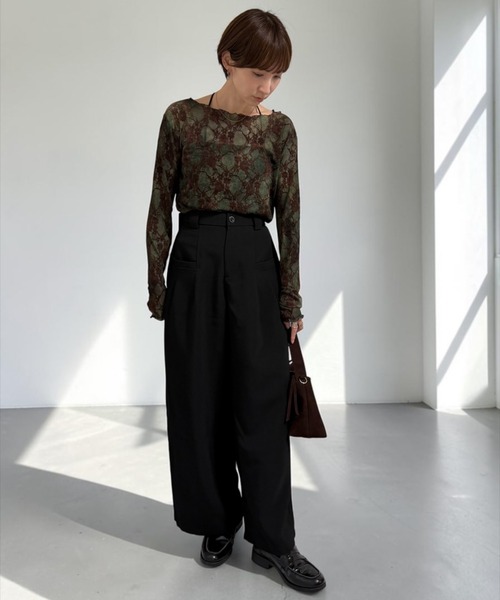 THE SOIS(ソア)の「フロッキー花柄シアートップス(Tシャツ/カットソー・レディース・グリーン/ボルドー・FREE)」の14枚目の写真