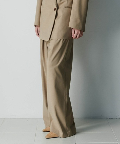 PROJECT WAVE(プロジェクトウェーブ)の「ピークツイルパンツ(2色)(スラックス・レディース・ベージュ/チャコールグレー・SMALL/MEDIUM/LARGE)」の4枚目の写真
