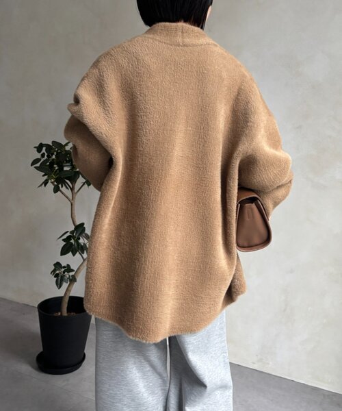 Jena espace merveilleux(ジェナ エスパスメルヴェイユ)の「ラメシャギーカーディガン 秋冬ニットカーディガン(ニット/セーター・レディース・ベージュ/チャコールグレー・FREE)」の16枚目の写真