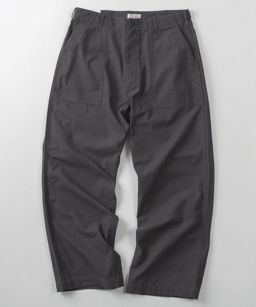 HANES(ヘインズ)の「【78】【Hanes/ヘインズ】ワイド ベイカー チノパンツ/ワークパンツ/アジャスター付き/綿100%/右綾ツイル/ワーク/ミリタリー/ユニセックス/レディース/メンズ(チノパンツ・メンズ・カーキ/ブラック/チャコールグレー/ベージュ・S/M/L/XL)」の1枚目の写真