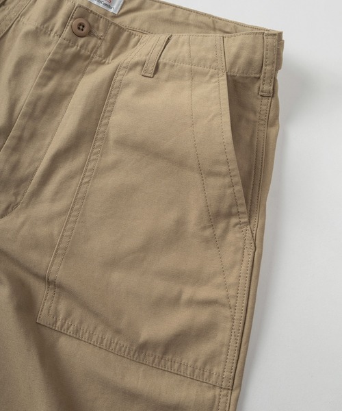 HANES(ヘインズ)の「【78】【Hanes/ヘインズ】ワイド ベイカー チノパンツ/ワークパンツ/アジャスター付き/綿100%/右綾ツイル/ワーク/ミリタリー/ユニセックス/レディース/メンズ(チノパンツ・メンズ・カーキ/ブラック/チャコールグレー/ベージュ・S/M/L/XL)」の10枚目の写真
