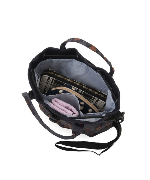 one'sterrace（ワンズテラス）の「ROOTOTE ルートート ドローストリングサコッシュ C（ショルダーバッグ・レディース・グレー系4/ダークブラウン系8/ブラック系8/カーキ系5・99）」の13枚目の写真