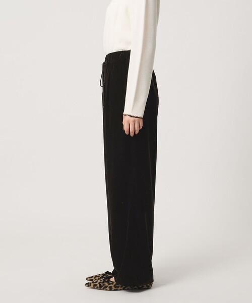 UNITED ARROWS(ユナイテッドアローズ)の「ベルベット イージーパンツ(その他パンツ・レディース・ダークブラウン/ブラック・38/36)」の3枚目の写真