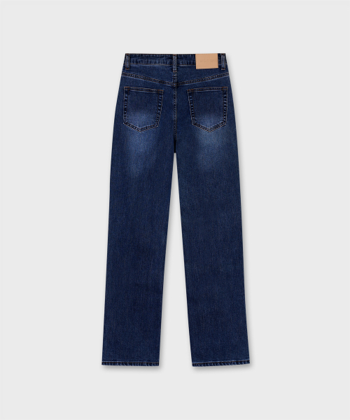 PLAC WOMEN(プレイス・ウィメン)の「ストレートデニムパンツ A02 ミッドブルー(デニムパンツ・レディース・その他・26/28/29/27/25)」の3枚目の写真