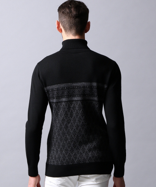 5351 POUR LES HOMMES（ゴーサンゴーイチプールオム）の「レトロダイヤタートルネックニット（ニット/セーター・メンズ・ホワイト/ブラック・1/2/3）」の4枚目の写真
