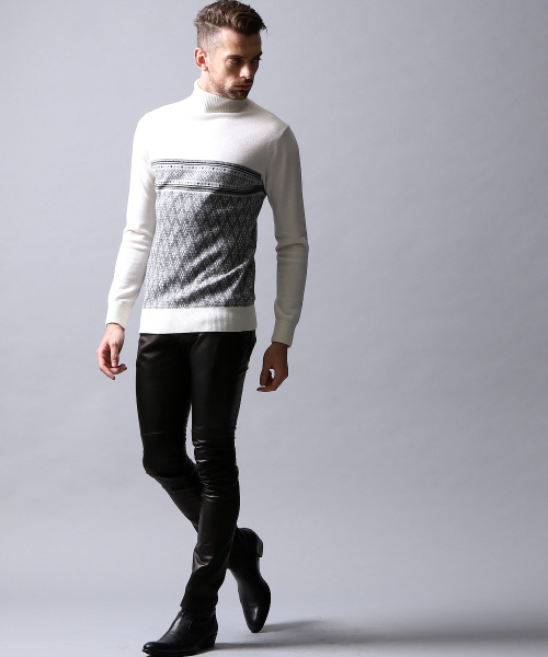 5351 POUR LES HOMMES（ゴーサンゴーイチプールオム）の「レトロダイヤタートルネックニット（ニット/セーター・メンズ・ホワイト/ブラック・1/2/3）」の9枚目の写真