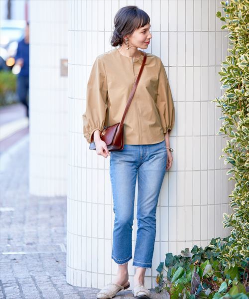 ADAM ET ROPE'（アダムエロペ）の「バルーンスリーブブラウス