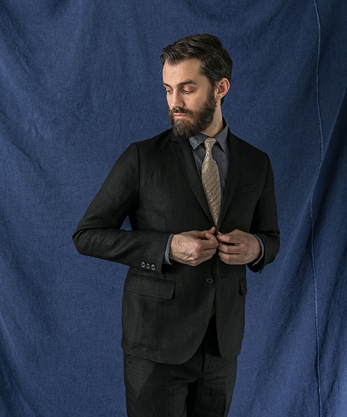 WORK NOT WORK URBAN RESEARCH（ワークノットワークアーバンリサーチ）の「WORK NOT WORK　リネンナローラペルテーラードジャケット（テーラードジャケット・メンズ・ブラック/ナチュラル・LARGE/SMALL/MEDIUM）」の2枚目の写真