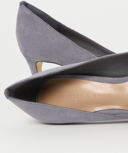 CHARLES & KEITH（チャールズ & キース）の「ベーシックパンプス / BASIC PUMPS（パンプス・レディース・レッド/ホワイト/グレー/ブラック・23cm/24cm/24.5cm/23.5cm/22cm/22.5cm）」の8枚目の写真