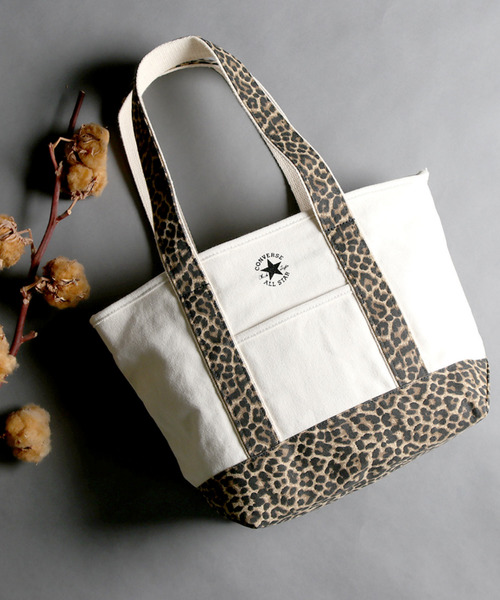 CONVERSE(コンバース)の「【CONVERSE/コンバース】canvas M tote/キャンバスMトートバッグ(トートバッグ・レディース・ベージュ/ブラック/ホワイト/ブラック系その他/レッド/ネイビー/グレー/ダークベージュ/ベージュ系その他/グリーン/ライトブラウン/ブルー/ブラック系その他3/アイボリー/レッド系その他/ワインレッド・FREE)」の10枚目の写真