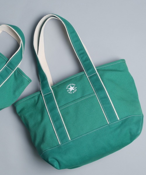 CONVERSE(コンバース)の「【CONVERSE/コンバース】canvas M tote/キャンバスMトートバッグ(トートバッグ・レディース・ベージュ/ブラック/ホワイト/ブラック系その他/レッド/ネイビー/グレー/ダークベージュ/ベージュ系その他/グリーン/ライトブラウン/ブルー/ブラック系その他3/アイボリー/レッド系その他/ワインレッド・FREE)」の1枚目の写真