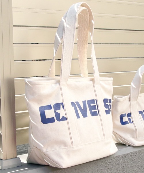 CONVERSE(コンバース)の「【CONVERSE/コンバース】canvas M tote/キャンバスMトートバッグ(トートバッグ・レディース・ベージュ/ブラック/ホワイト/ブラック系その他/レッド/ネイビー/グレー/ダークベージュ/ベージュ系その他/グリーン/ライトブラウン/ブルー/ブラック系その他3/アイボリー/レッド系その他/ワインレッド・FREE)」の3枚目の写真