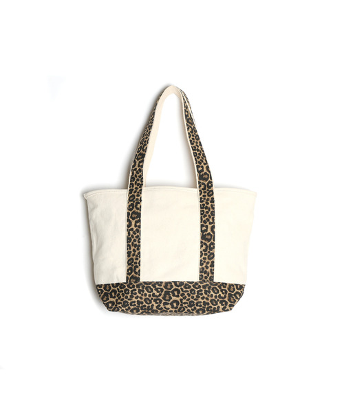 CONVERSE(コンバース)の「【CONVERSE/コンバース】canvas M tote/キャンバスMトートバッグ(トートバッグ・レディース・ベージュ/ブラック/ホワイト/ブラック系その他/レッド/ネイビー/グレー/ダークベージュ/ベージュ系その他/グリーン/ライトブラウン/ブルー/ブラック系その他3/アイボリー/レッド系その他/ワインレッド・FREE)」の21枚目の写真