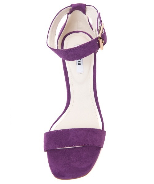 REZOY（リゾイ）の「【ar6月号・VVi7月号・美人百花6月号】掲載商品【REZOY】ストレートストラップカラースエードサンダル（サンダル・レディース・ブラック/パープル/グリーン/ベージュ・L/LL/S/M）」の6枚目の写真