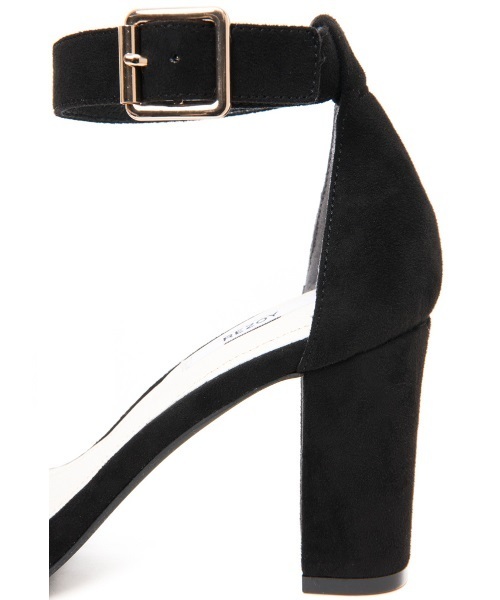 REZOY（リゾイ）の「【ar6月号・VVi7月号・美人百花6月号】掲載商品【REZOY】ストレートストラップカラースエードサンダル（サンダル・レディース・ブラック/パープル/グリーン/ベージュ・L/LL/S/M）」の13枚目の写真