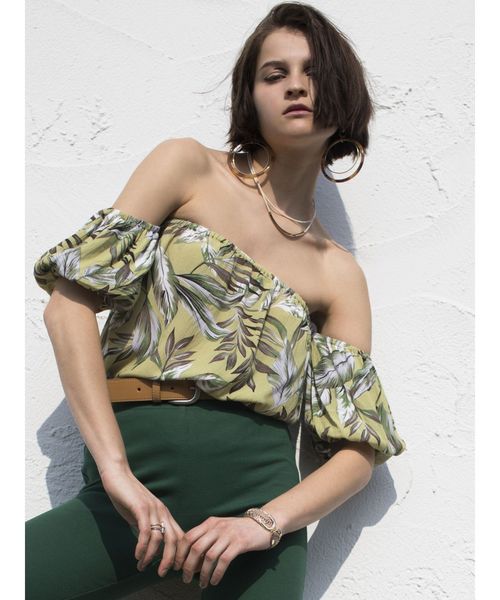 EMODA（エモダ）の「リーフオフショルダーチュニック（Tシャツ/カットソー・レディース・ホワイト/ブラック/その他/その他1・FREE）」の14枚目の写真