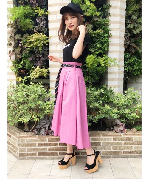 dazzlin(ダズリン)の「スカーフベルトスカート(スカート・レディース・ベージュ/ピンク/イエロー/グリーン/キャメル/オレンジ・SMALL/MEDIUM)」の21枚目の写真