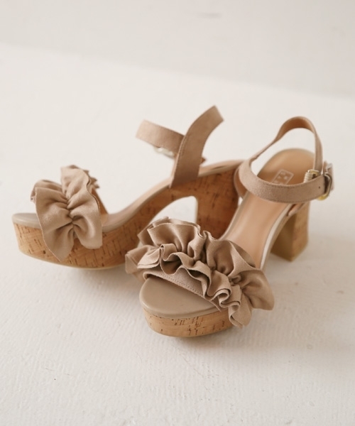 LOWRYS FARM（ローリーズファーム）の「フリルコルクサンダル　799982（サンダル・レディース・ブラック/ベージュ/レッド・MEDIUM/LARGE）」の3枚目の写真