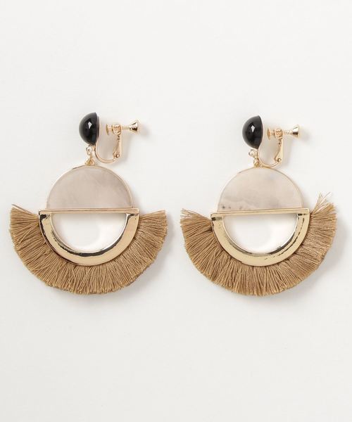 YECCA VECCA（イェッカヴェッカ）の「ラウンドフリンジイヤリング（イヤリング・レディース・ブラック/グリーン/キャメル・FREE）」の3枚目の写真