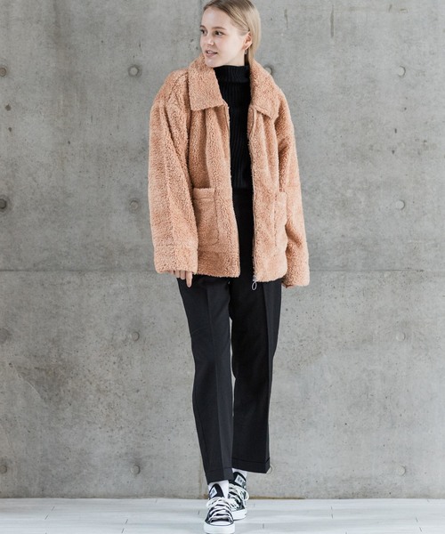 LINE8(ラインエイト)の「LINE8 ボアジャケット TAN(ダウンジャケット/コート・レディース・その他・S/XS/M)」の5枚目の写真