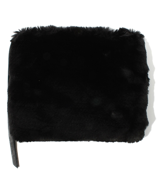 UNITED ARROWS（ユナイテッドアローズ）の「UAW FAKEFUR クラッチ◆◆◆（クラッチバッグ・レディース・ホワイト/ブラック/その他1・フリー）」の13枚目の写真