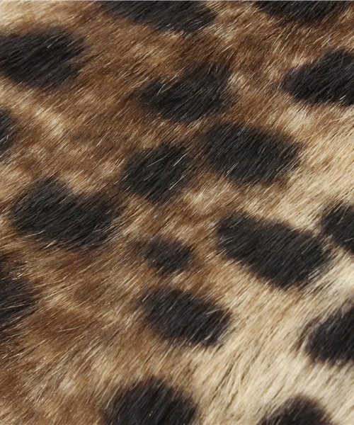 UNITED ARROWS（ユナイテッドアローズ）の「UAW FAKEFUR クラッチ◆◆◆（クラッチバッグ・レディース・ホワイト/ブラック/その他1・フリー）」の7枚目の写真