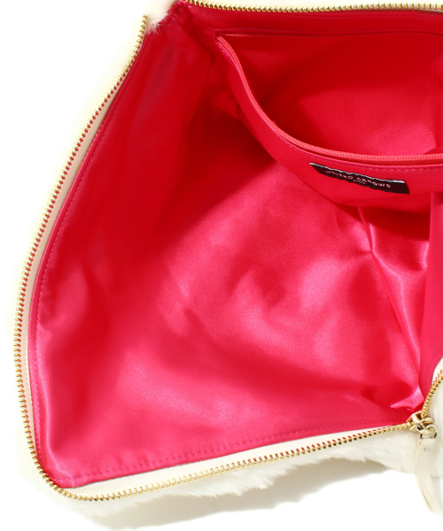 UNITED ARROWS（ユナイテッドアローズ）の「UAW FAKEFUR クラッチ◆◆◆（クラッチバッグ・レディース・ホワイト/ブラック/その他1・フリー）」の11枚目の写真