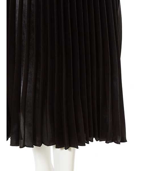 fifth(フィフス)の「プリーツシャイニーロングスカート(スカート・レディース・ブラック/ベージュ/カーキ・MEDIUM)」の6枚目の写真