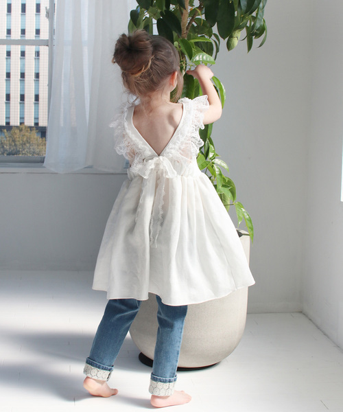 Rora（ローラ）の「ホワイトデー エプロン ドレス（エプロン・キッズ・ホワイト・S/M）」の4枚目の写真