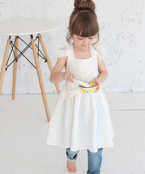 Rora（ローラ）の「ホワイトデー エプロン ドレス（エプロン・キッズ・ホワイト・S/M）」の12枚目の写真