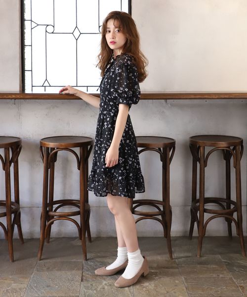 one after another NICE CLAUP（ワンアフターアナザーナイスクラップ）の「切替フリルミニワンピース（ワンピース・レディース・ブラック/ブラウン/アイボリー・FREE）」の8枚目の写真
