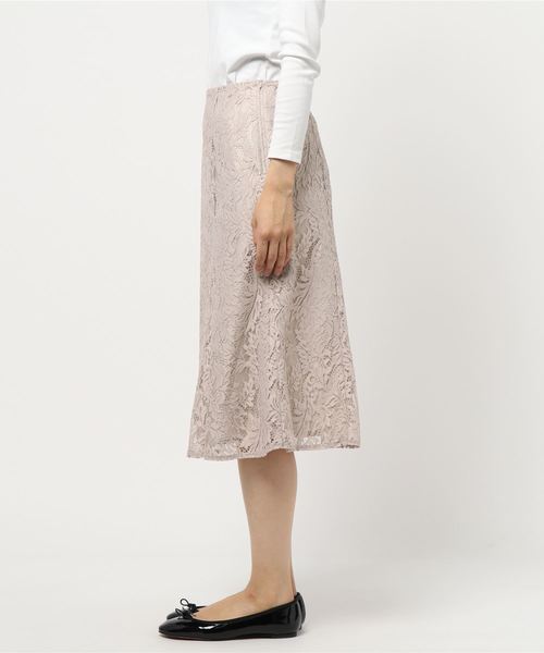 NATURAL BEAUTY BASIC(ナチュラルビューティーベーシック)の「レースマーメイドスカート(スカート・レディース・ネイビー/ブルー/ベージュ・SMALL/MEDIUM/X-SMALL)」の5枚目の写真