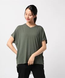 バックプリーツ切替ビッグシルエットカットソー