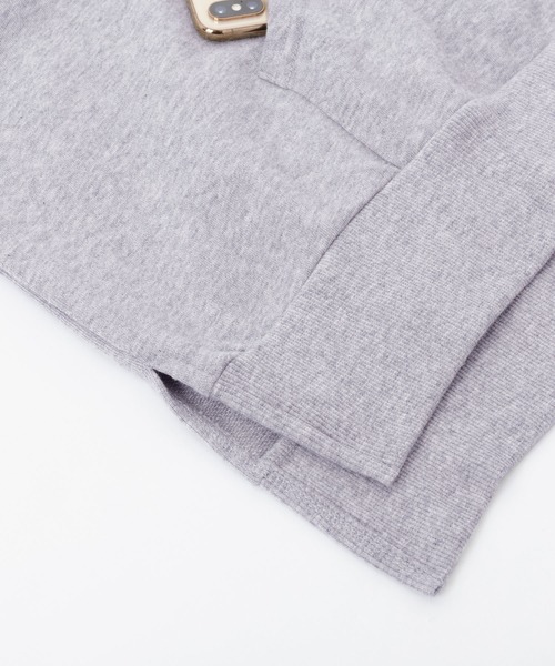 Chaco closet（チャコ クローゼット）の「5分袖 サイドスリット 裏毛ワイドパーカー（パーカー・レディース・ブラック/アイボリー/杢グレー/ベージュ/パープル・FREE）」の18枚目の写真