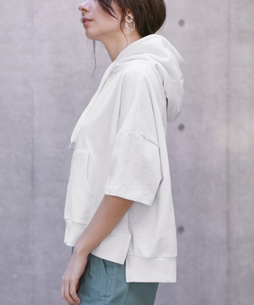 Chaco closet（チャコ クローゼット）の「5分袖 サイドスリット 裏毛ワイドパーカー（パーカー・レディース・ブラック/アイボリー/杢グレー/ベージュ/パープル・FREE）」の22枚目の写真