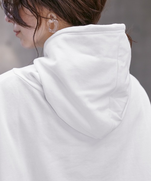 Chaco closet（チャコ クローゼット）の「5分袖 サイドスリット 裏毛ワイドパーカー（パーカー・レディース・ブラック/アイボリー/杢グレー/ベージュ/パープル・FREE）」の14枚目の写真