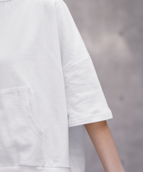 Chaco closet（チャコ クローゼット）の「5分袖 サイドスリット 裏毛ワイドパーカー（パーカー・レディース・ブラック/アイボリー/杢グレー/ベージュ/パープル・FREE）」の13枚目の写真