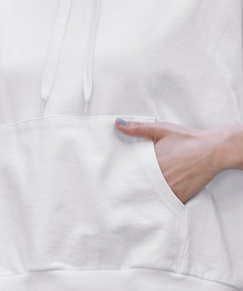 Chaco closet（チャコ クローゼット）の「5分袖 サイドスリット 裏毛ワイドパーカー（パーカー・レディース・ブラック/アイボリー/杢グレー/ベージュ/パープル・FREE）」の12枚目の写真