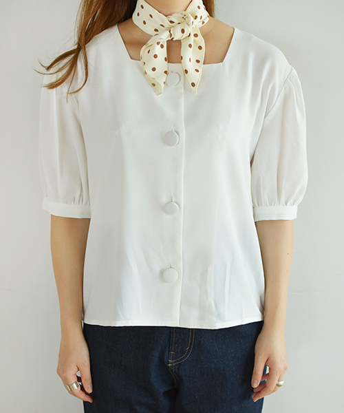 PairPair(ペアペア)の「スクエアネックBIGボタンブラウス(シャツ/ブラウス・レディース・ブラック/オフホワイト/モカ・FREE)」の22枚目の写真