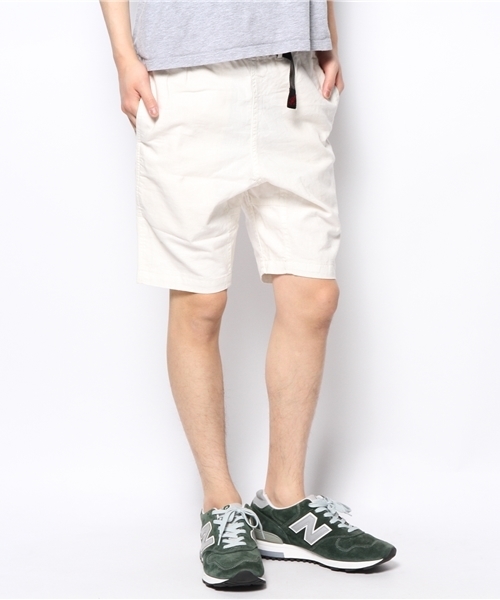 Gramicci（グラミチ）の「GRAMICCI: コットン/リネン スリム ショートパンツ（その他パンツ・メンズ・オフホワイト/グリーン/ブルー/ネイビー・MEDIUM/SMALL/X-LARGE/LARGE）」の2枚目の写真