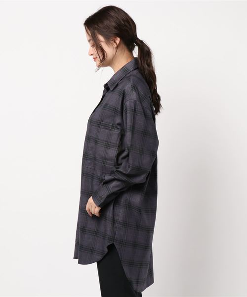 DouDou(ドゥドゥ)の「チェックビッグシャツ2(シャツ/ブラウス・レディース・パープル/ブラウン・FREE)」の3枚目の写真