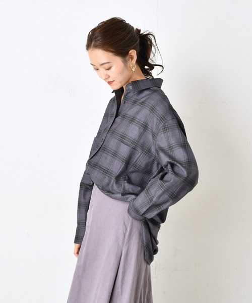 DouDou(ドゥドゥ)の「チェックビッグシャツ2(シャツ/ブラウス・レディース・パープル/ブラウン・FREE)」の5枚目の写真