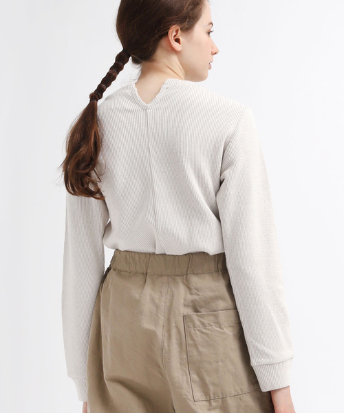 RNA-N(アールエヌエーエヌ)の「M1356 ニットライクラウンドヘムプルオーバー(Tシャツ/カットソー・レディース・オフホワイト/スミクロ/ピンク・MEDIUM)」の6枚目の写真